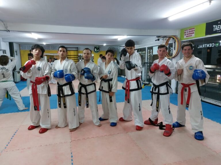 GESELINOS EN BUSCA DEL SUEÑO MUNDIALISTA DE TAEKWON-DO