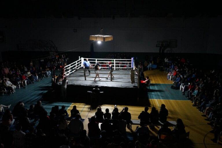 GRAN FESTIVAL DE BOXEO EN EL POLIDEPORTIVO MUNICIPAL