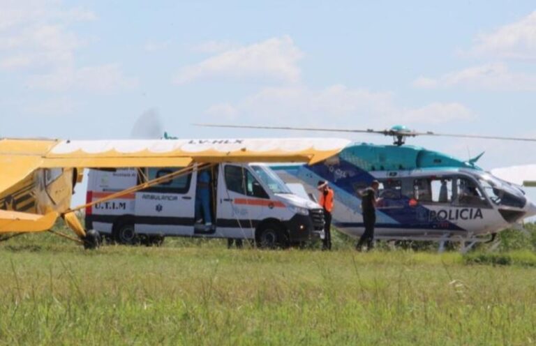 Trasladan a una adolescente en un vuelo sanitario