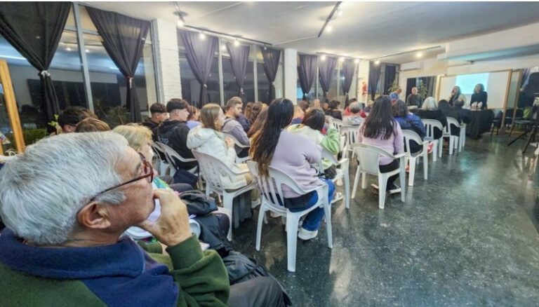 25 de Mayo: Ochenta instituciones participaran en el tradicional desfile