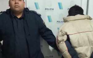 Atrapan a ladrón que se había metido, para ocultarse, al Centro de Formación Profesional
