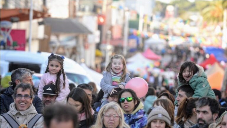 Miles de sonrisas: La ‘Peatonal de las Infancias’ fue todo un exito