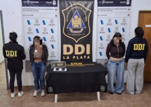 Tras la denuncia de una madre geselina, desbaratan red de explotación sexual: cuatro aprehendidos tras allanamientos en Pinamar y La Plata